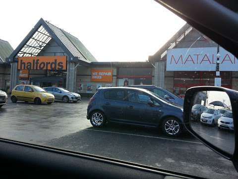 Halfords - St Albans Store photo